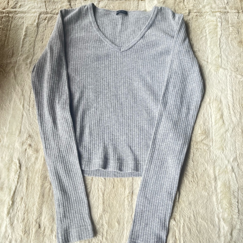 Brandy Melville gray long sleeve ribbed top
